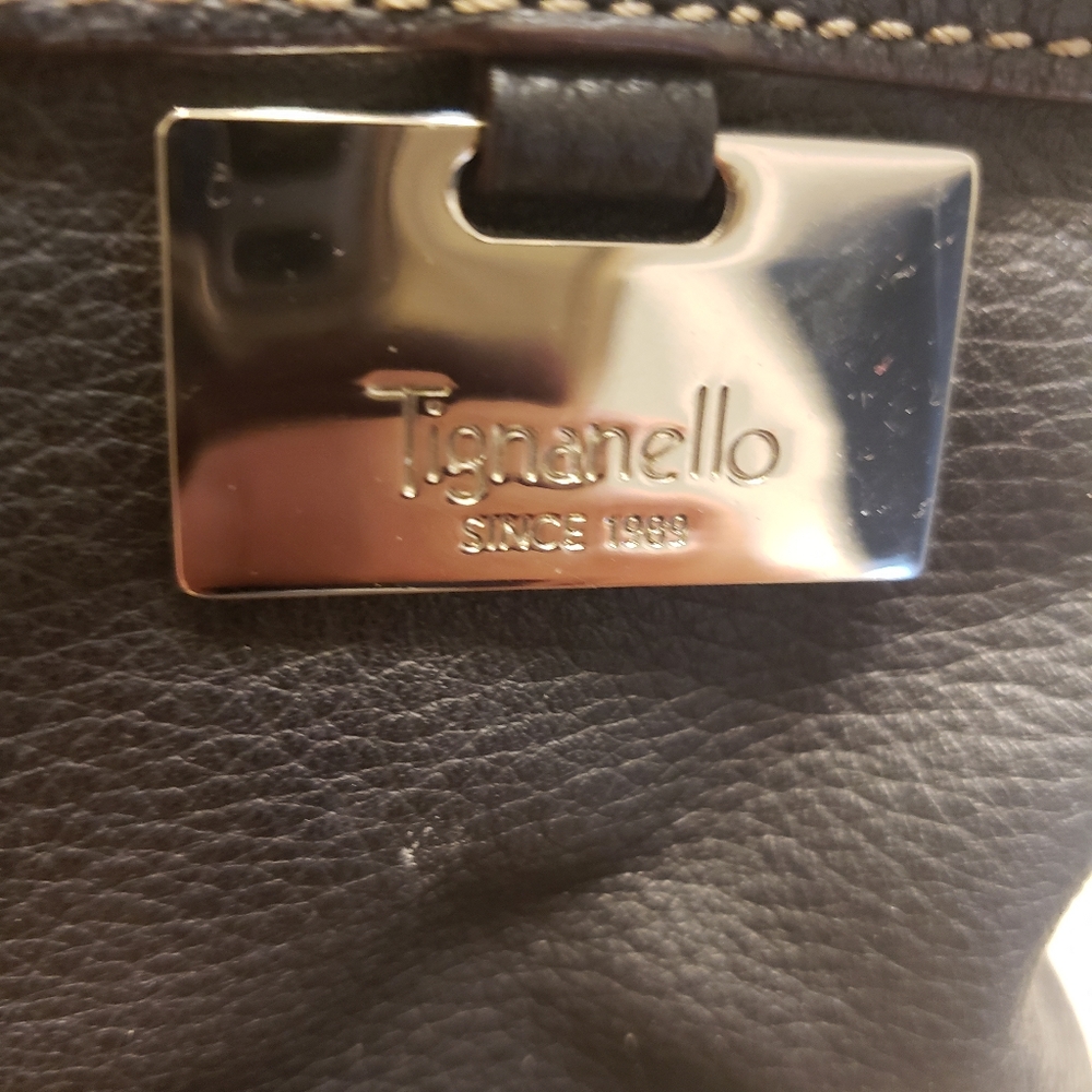 Tignanello black leather crossbody - Picture 8 of 9